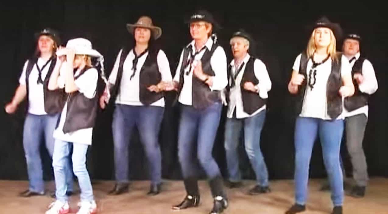 This ‘Rockin’ Christmas’ Line Dance Will Make You The Star Of Your