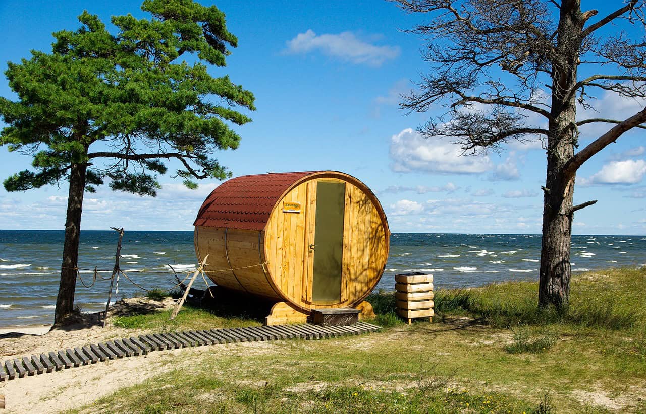Auch im Winter wird die Küste Riga Ostsee gerne besucht aufgrund der Sauna Auch im Winter wird die Küste Riga Ostsee gerne besucht aufgrund der Sauna