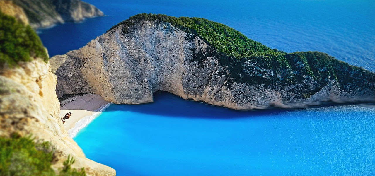 Takynthos & Strand Navagio
