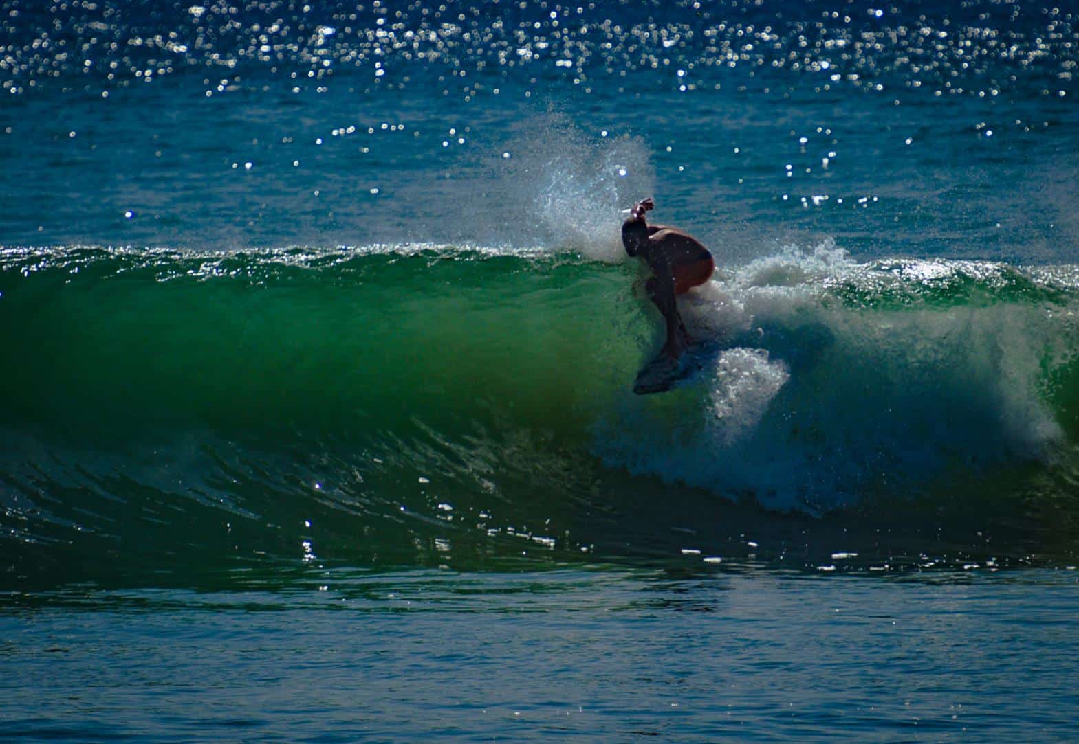 surfing lighthouse point sri lanka