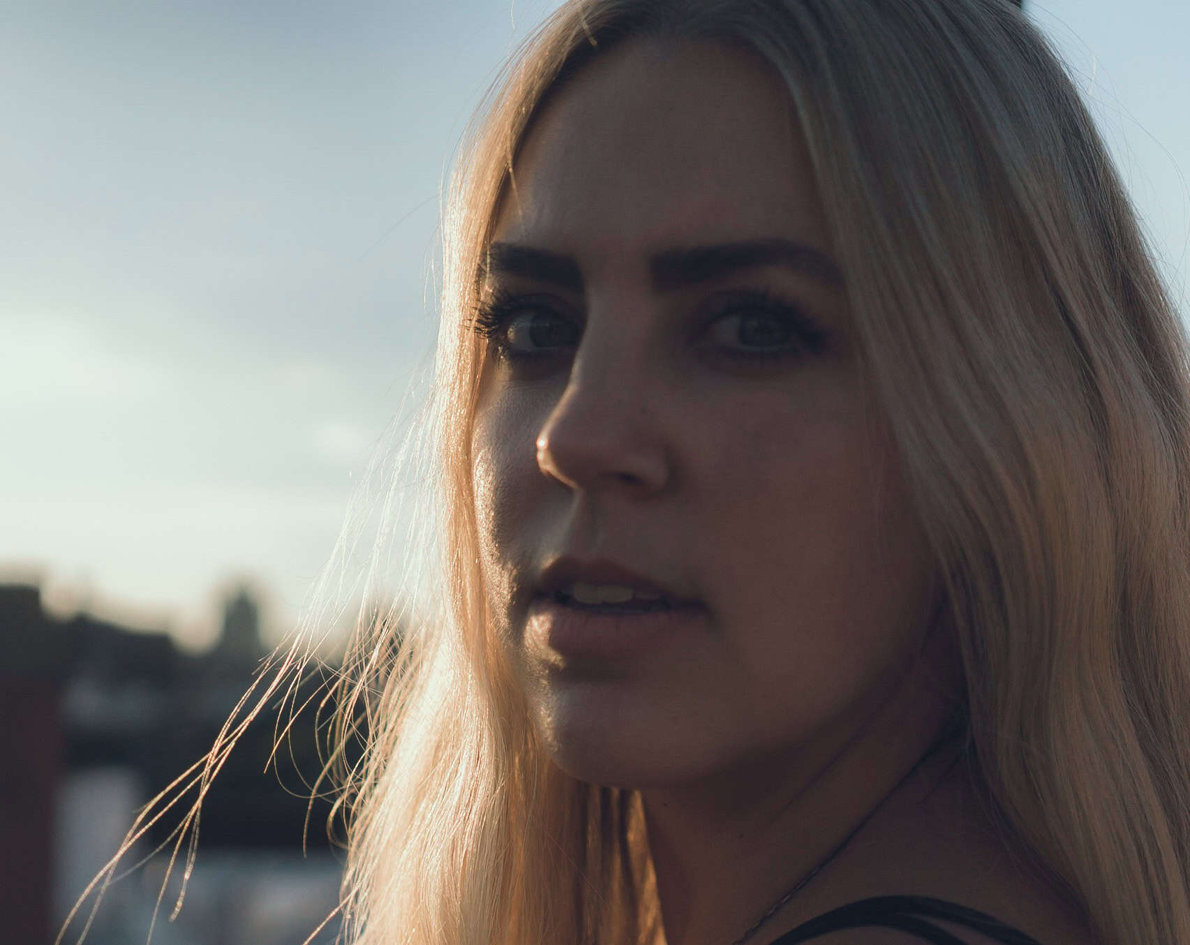 Premiere: Impulse & Allure in Lewis Lane's "Can't Get Enough" (ft Sam O