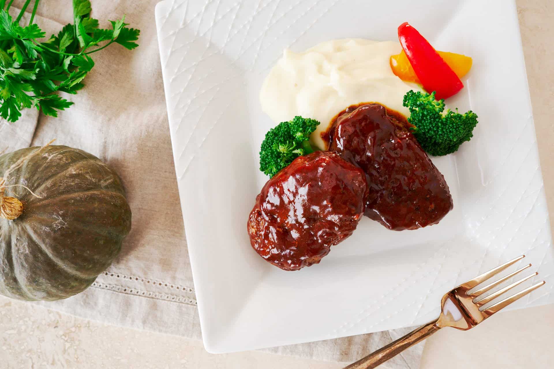 Japanese Hamburg Steak Recipe Ãã³ãã¼ã° Hambagu There's a whole world of easy, delicious recipes that you can. japanese hamburg steak ãã³ãã¼ã° hambagu