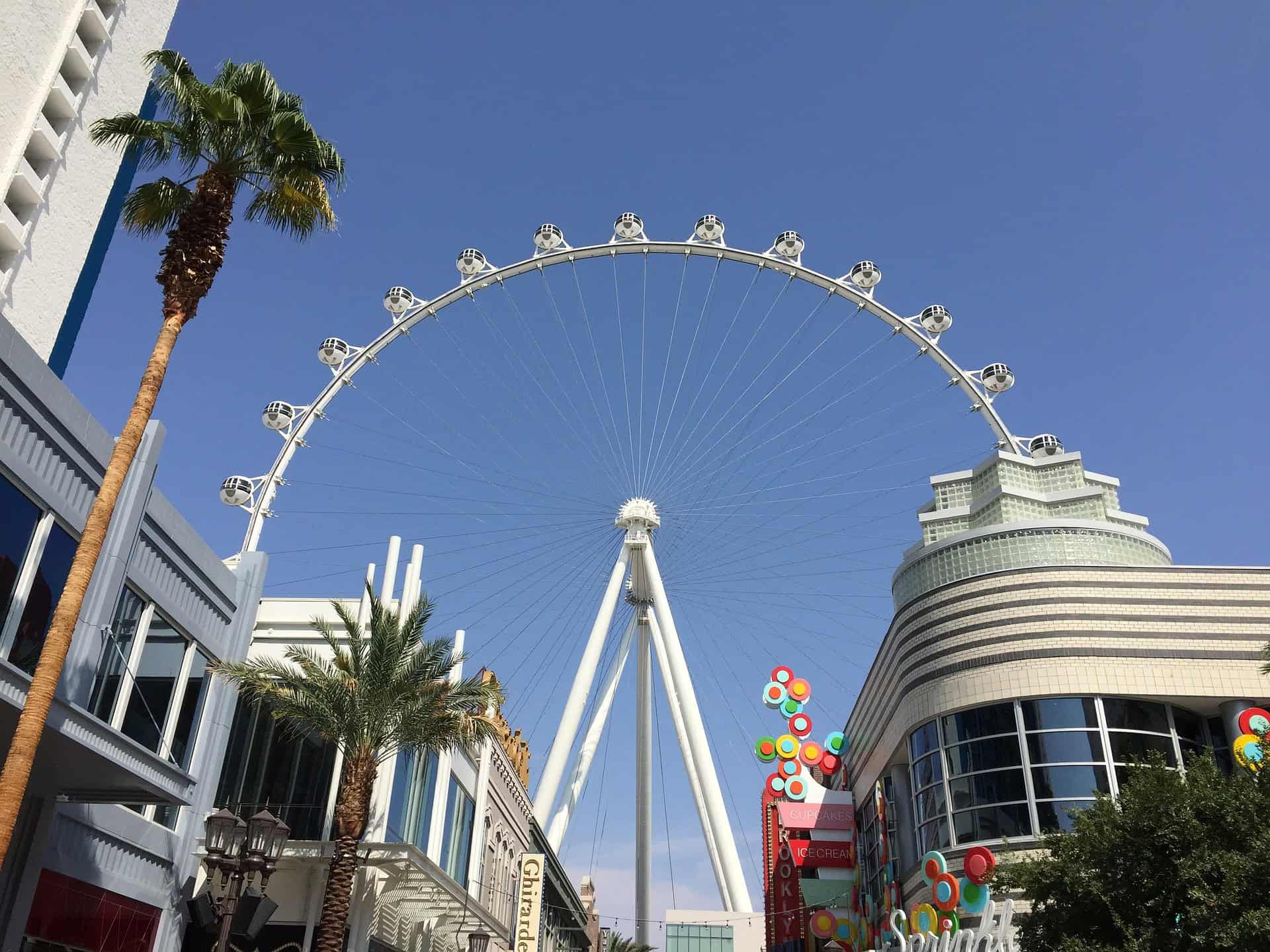 Las Vegas Casino Hotel günstig ab 14,72€ die Nacht buchen 2 Linq Las Vegas das berühmte Riesenrad
