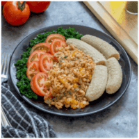 Saltfish, tomatoes and green banana