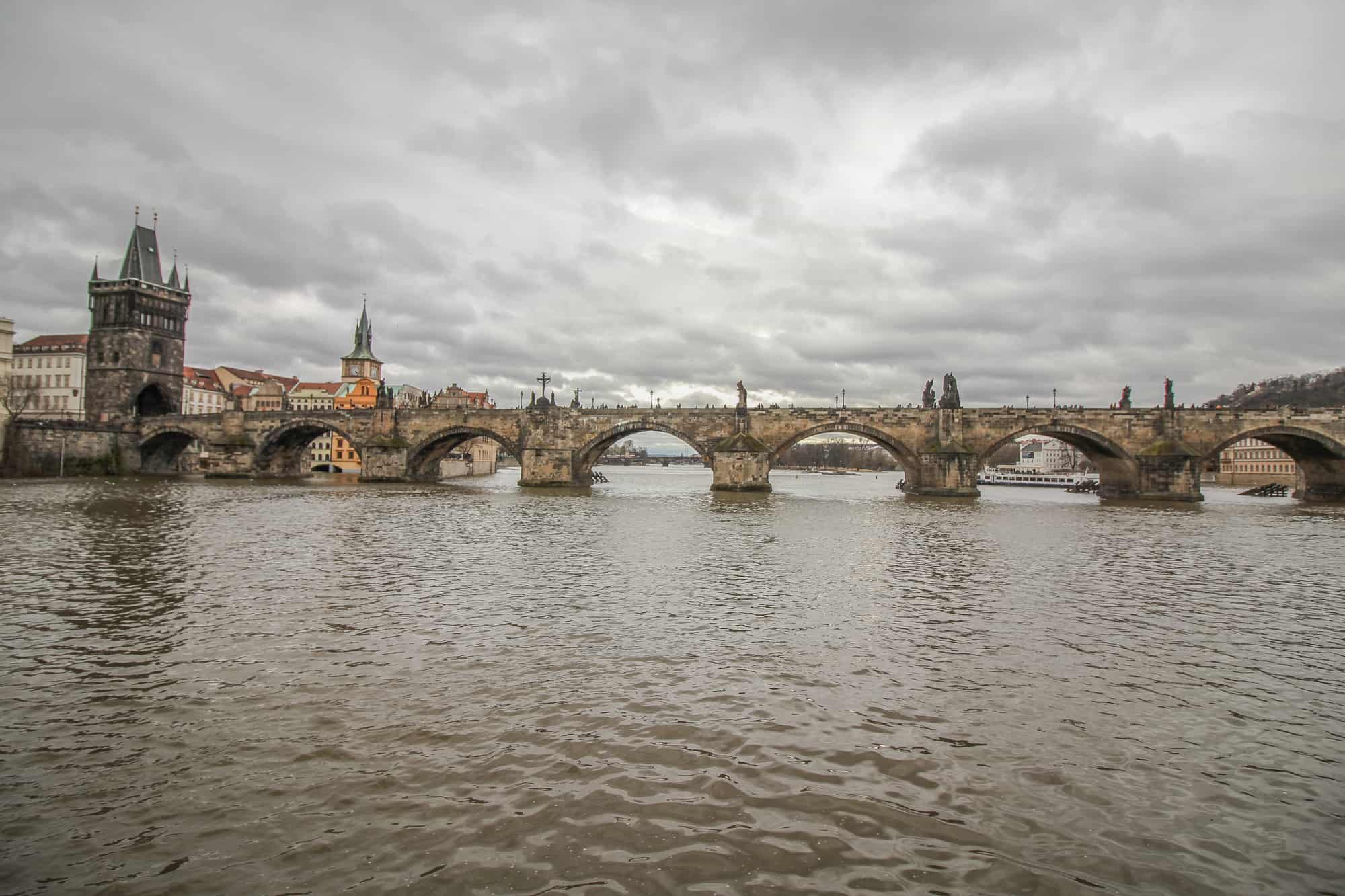 Prag – 3 Highlights, die du dir nicht entgehen lassen solltest 5 Karlsbrücke Prag