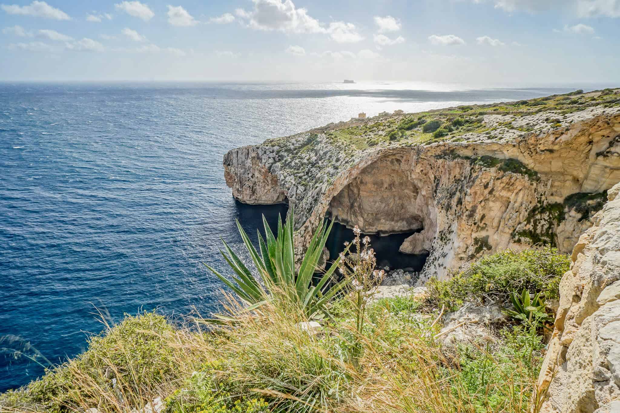 Malta Sights - 14 Must Sees in Malta 24 Blue Grotto von oben