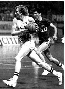 Aromas de Baloncesto aquí y ahora 1 Aromas de Baloncesto aquí y ahora Aromas del baloncesto: Wayne Brabender