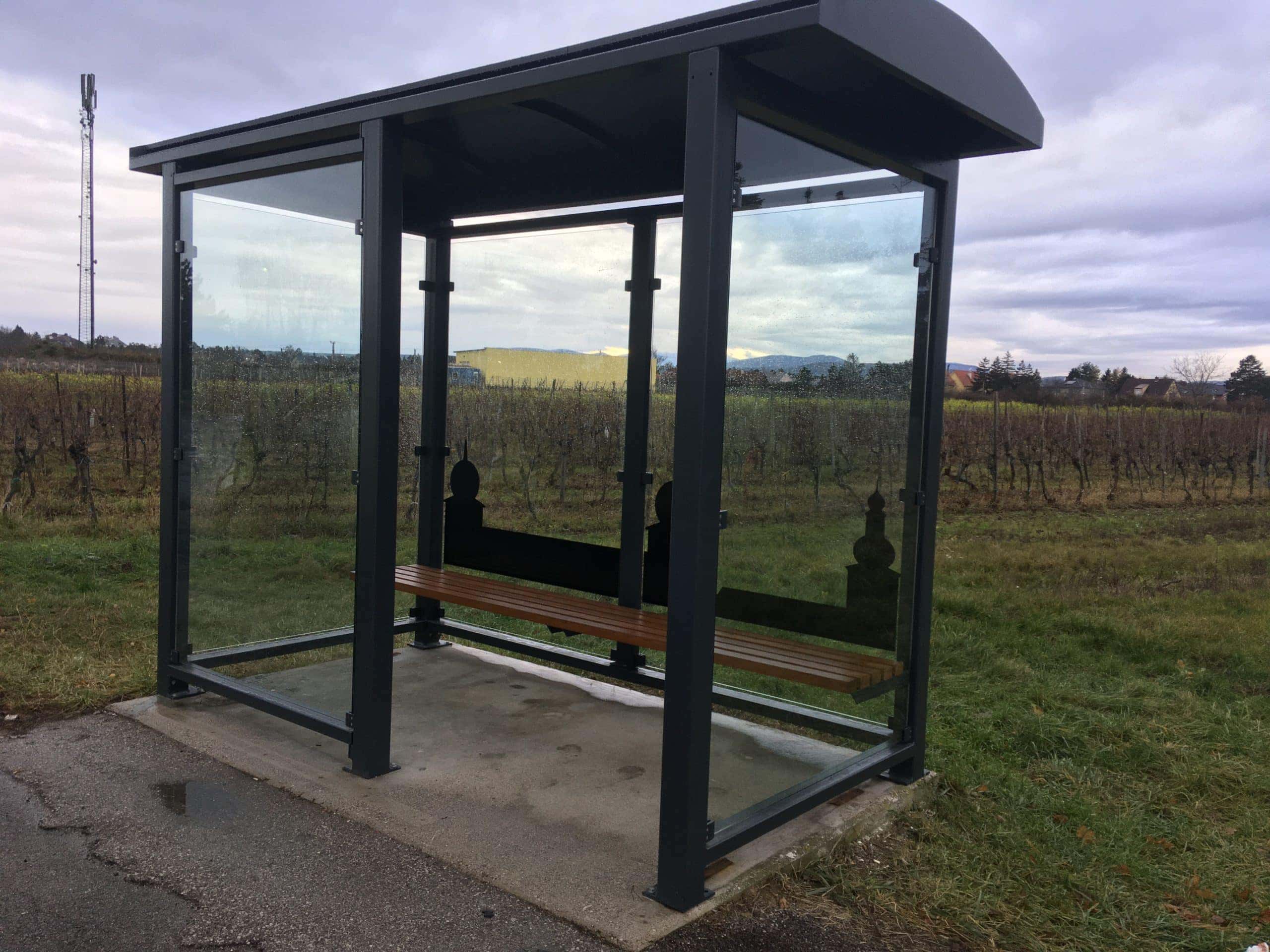 Beklebung Bushaltestelle Kottingbrunn