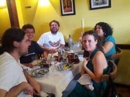 Manager Minute: What Lunch Can Teach You About Leading by Example 1 A team lunch can teach you a lot about leading by example