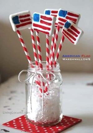 American Flag Marshmallow Pops - Easy Edible Craft LivingLocurto.com American Flag Marshmallow Pops - Easy Edible Craft LivingLocurto.com