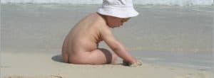 What to bring to the beach with Baby