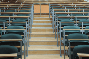 The Law School Admissions Guide: 8 Tips for Success - Download your guide today!