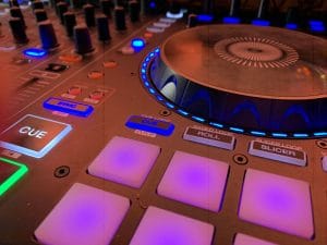 How soon should you book your wedding DJ?