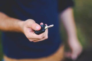 Welche Bank nimmt Auto als Sicherheit ? Bis auf norisbank und ING nehmen alle Banken dein Auto als Sicherheit