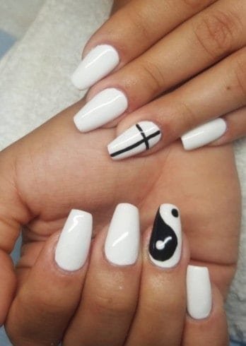 Black and White Nail Design