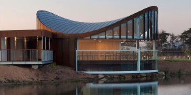 Affordable Funeral Services, Cremation & Burials - Servicing all of Melbourne - From $1950 - Talk to our Professional, Caring Staff 03 9585 2822 24/7