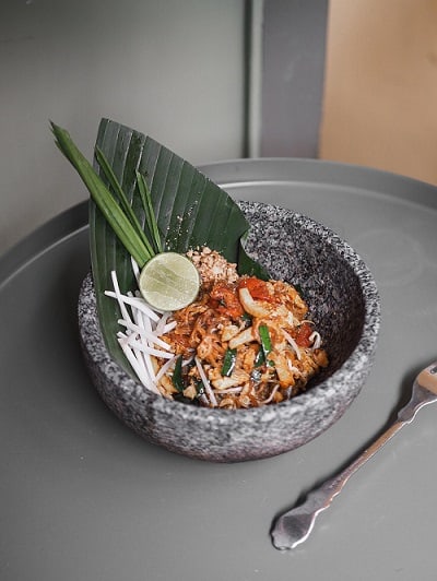 Pad Thai Food and Wine Pairing