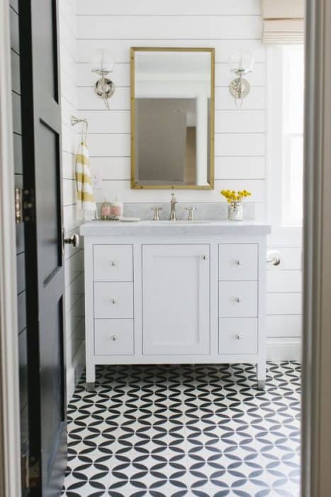 Beautiful Shiplap Walls From Cheap Plywood