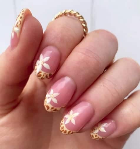 Floral Nail Design