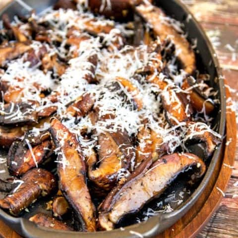 Garlic Portobello Mushrooms with Pecorino Romano Garlic Portobello Mushrooms with Pecorino Romano