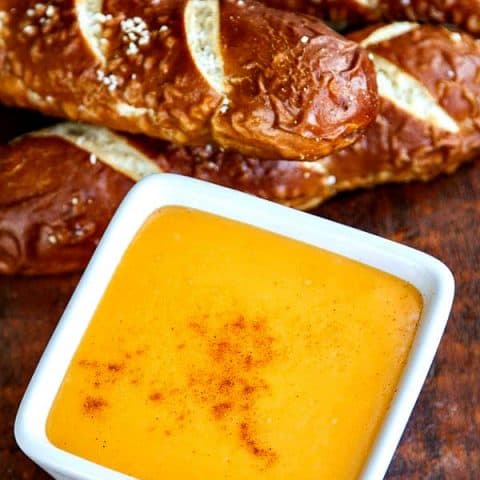 3-ingredient Cheese Dip with Pretzel Rolls Quick and Easy 3-ingredient Cheese Dip with Pretzel Rolls