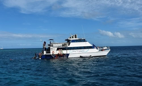 Live aboard boat dubai