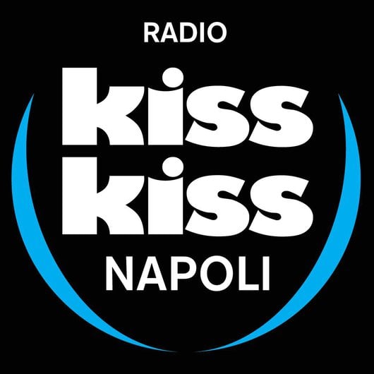 parole di adl arriva la dura risposta di radio kiss kiss napoli