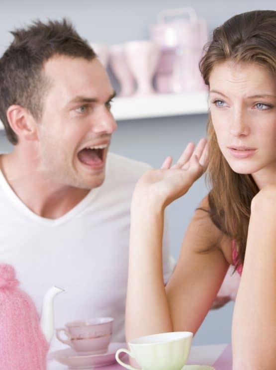 a-young-couple-arguing-at-the-breakfast-table_SYbNJrCrs Divorce lawyers in Lake County FL