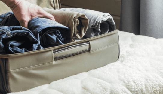 Buzzmoving Com Seven Best Way To Pack Clothes For Moving In 2020