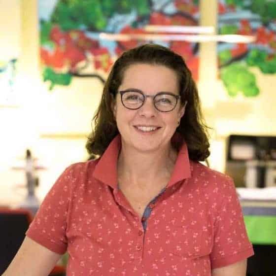 Mitarbeiterin Claudia Ludwig, Gesellin für Augenoptik und seit 2008 Teil des Teams (zuvor Optik Veit)