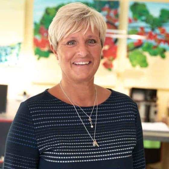 Mitarbeiterin Katrin Hauschild, Augenoptikermeisterin und seit 2015 Teil des Teams