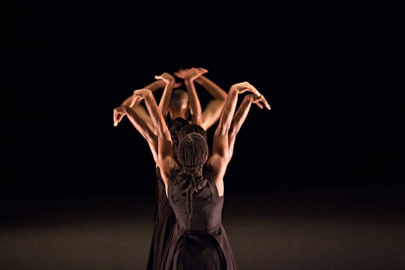 Akram Khan Company in the revival of Kaash (photo: Jean-Louis Fernandez)