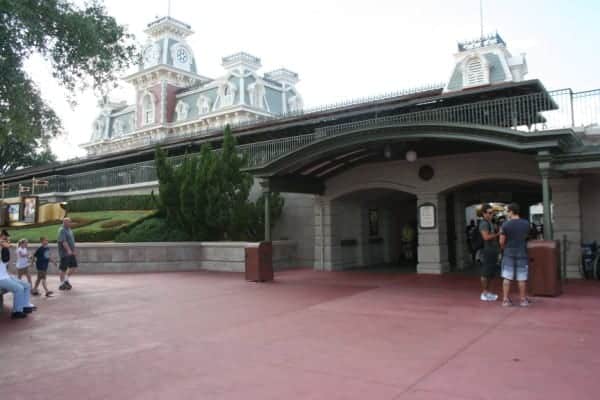 Magic Kingdom, Stroller Rental, Walt Disney World, disney with toddlers, magic kingdom with toddlers, stroller rental at disney