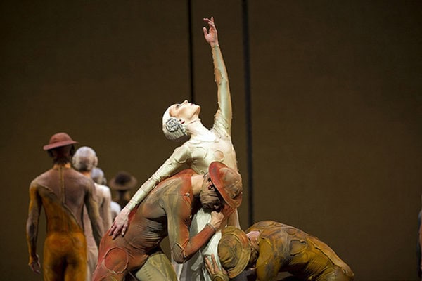 Sarah Lamb in Gloria with Thiago Soares and Carlos Acosta @ROH/Bill Cooper 2011