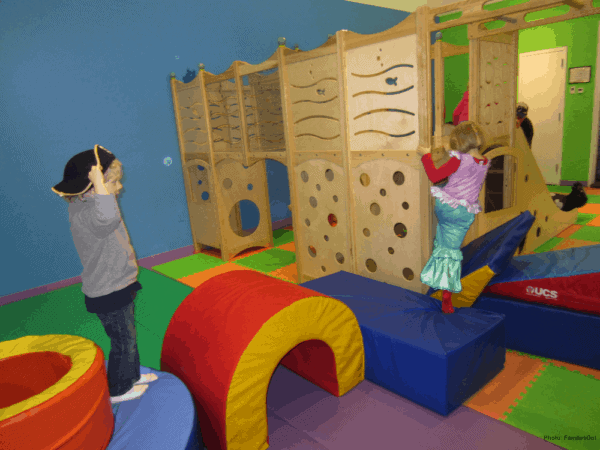 The childrens museum in the hamptons has colorful and large indoor play spaces.