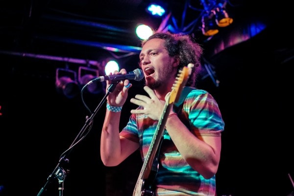 Harry Jay Smith & The Bling perform "Black Cloud"
