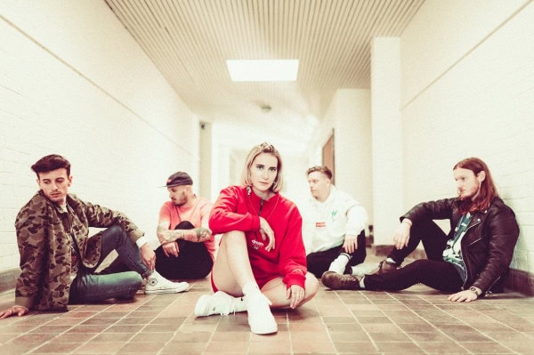 Fickle Friends © Polydor Records