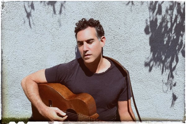 Joshua Radin © Shervin Lainez