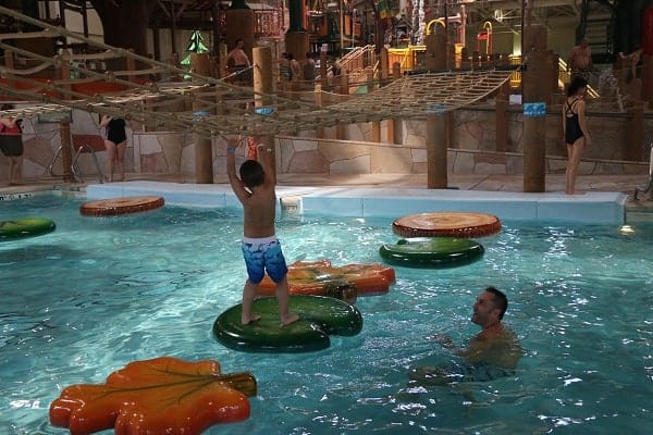 Great Wolf Lodge, Great Wolf Lodge Niagara Falls, Great Wolf Lodge Reviews