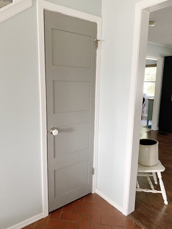 DIY Panel Door | Add Moulding to a Flat Door 7
