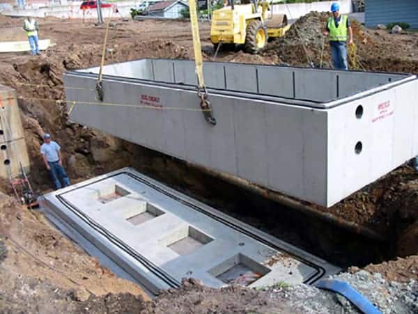 UTILITY MANHOLE VAULT PROJECT