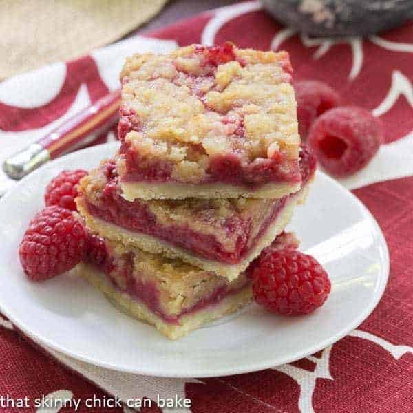 Streusel Topped Raspberry Squares