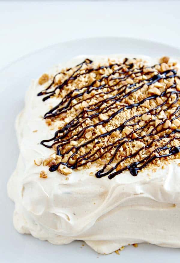 Peanut Butter Chocolate Icebox Cake Peanut Butter Chocolate Icebox Cake with Hot Fudge - just six ingredients and couldn't be easier! Tastes just like Peanut Butter Pie!