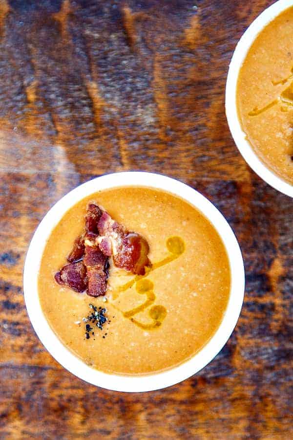 Navy Bean Soup with Bacon Navy Bean Soup with Bacon. This is the only bean soup I've ever made where I got TWO double-takes at the table after the first bite and LOADS of compliments! Smooth, creamy, flavorful and guaranteed to make the whole family dinner happy :)