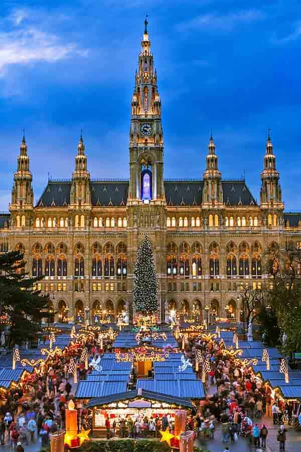 Best and Biggest Christmas Market in Austria- Rathausplatz