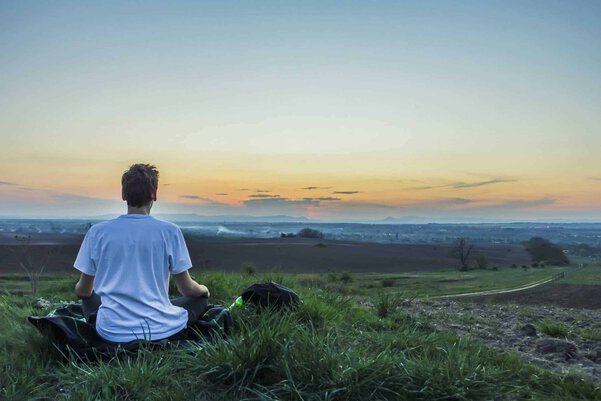 8 Ways to Address Your Workplace Stress You Can Start Today 9 meditate to reduce workplace stress