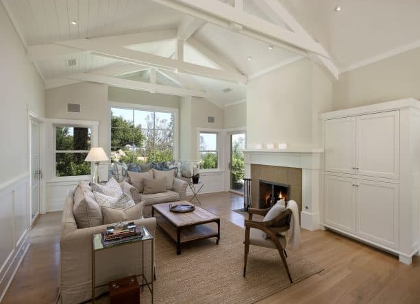 traditional living room with Pratt and Lambert Antique White 14-31 wall paint