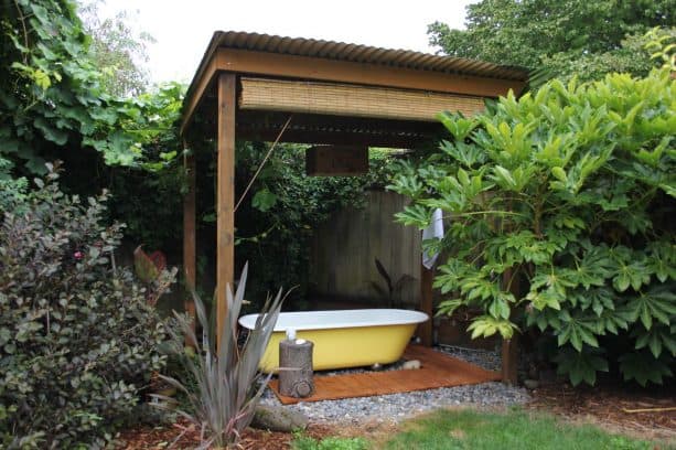 bamboo privacy blind for an outdoor bathtub