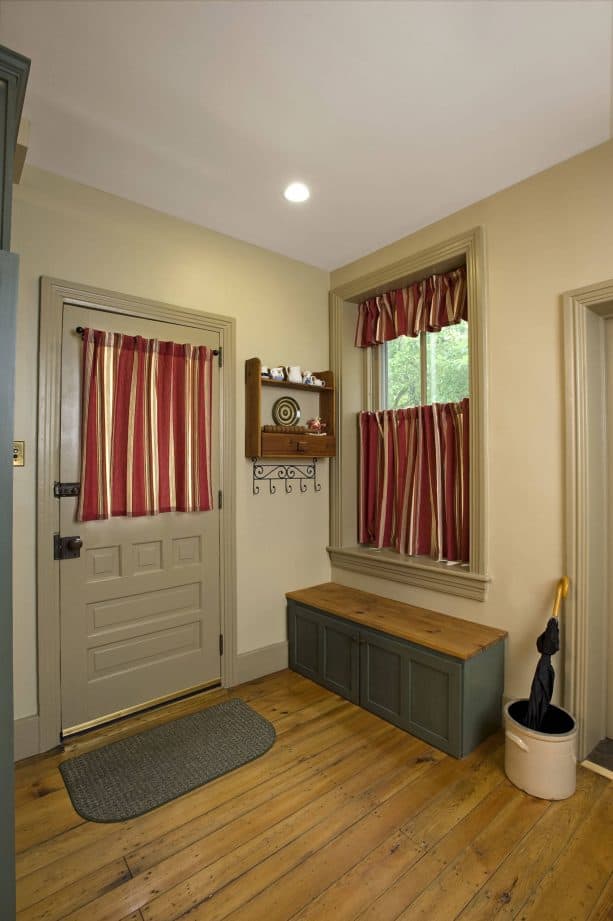 red stripes tier curtain in Victorian entry design