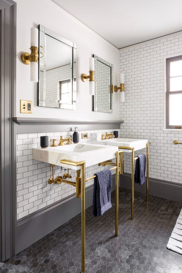 transitional bathroom with white subway tile wall, grey grout, and grey trim